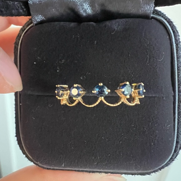 Royal blue sapphire 18k gold ring - Picture 7 of 16